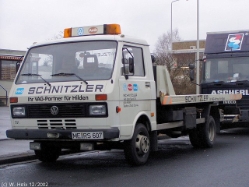VW-LT-alt-Autotransporter-Schnitzler-VAG[1]